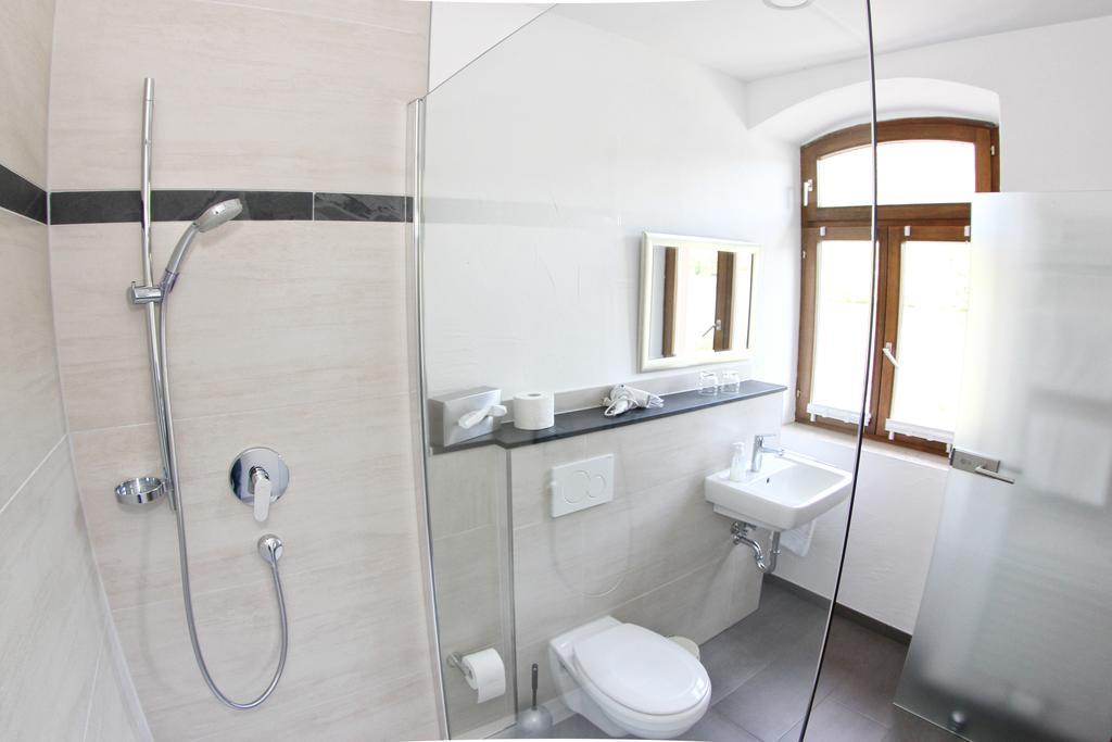 Hotel Hotel- Weingut- Moselloreley Piesport